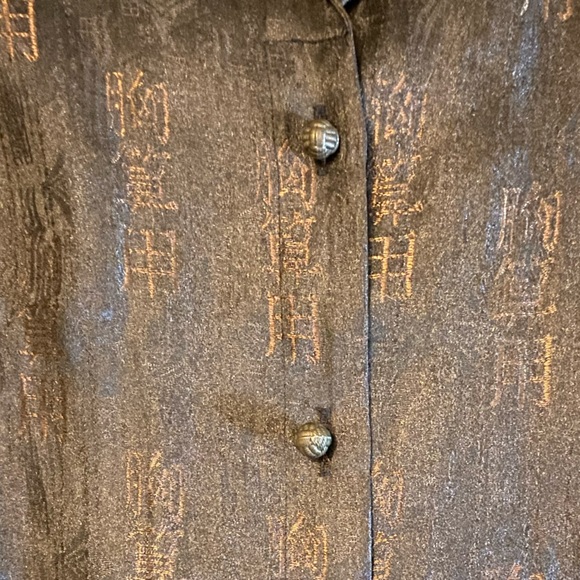 Chico’s Design Black & Brown Silk Shirt, Exquisite Pattern & Buttons, Sz Medium - Picture 3 of 5